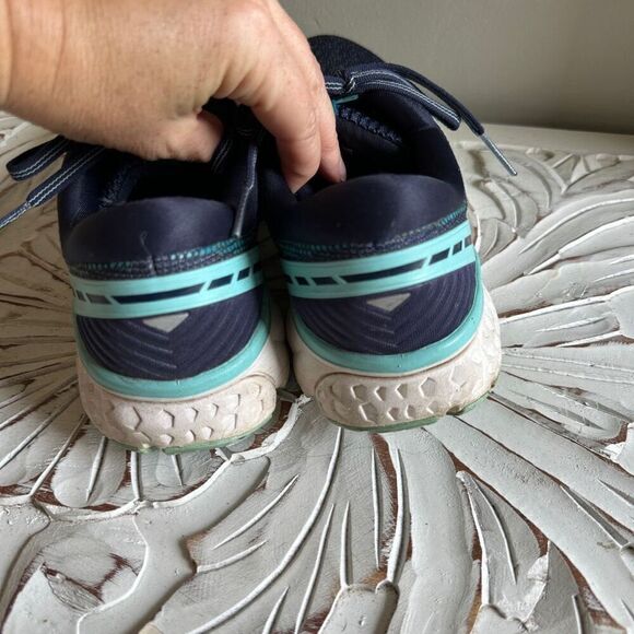 Brooks navy Ghost 11 size 9.5 - Picture 7 of 9